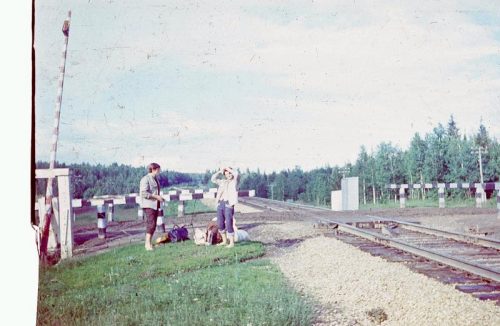 Уже и шпалы кончились.