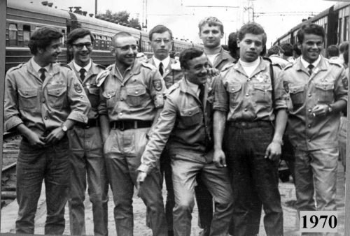 А вот мы едем на Алтай - м-мать!!